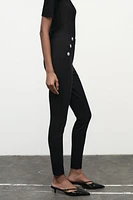 JEWEL BUTTON LEGGINGS WITH A MID WAIST