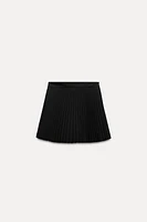 PLEATED SKORT