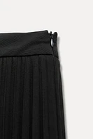 PLEATED SKORT