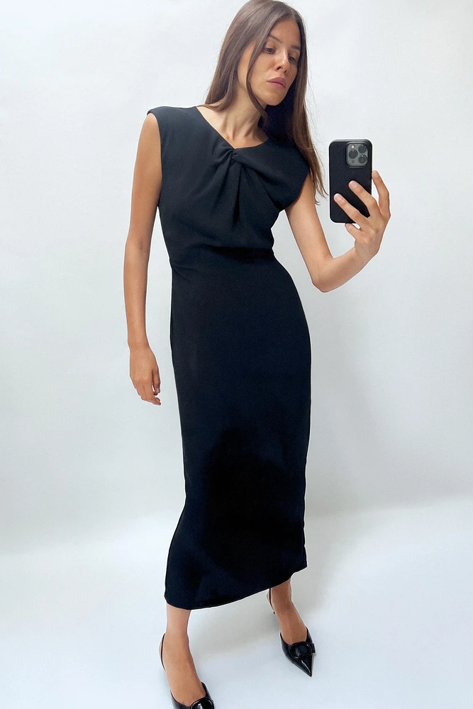 MIDI DRESS WITH FRONT TIE