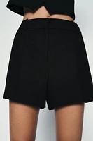 PLEATED SHORTS