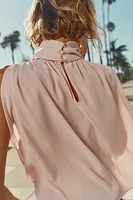 FLOWY TOP WITH TIE