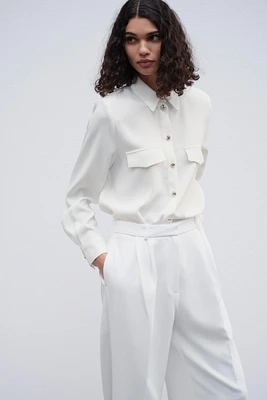 CREPE SHOULDER PAD SHIRT