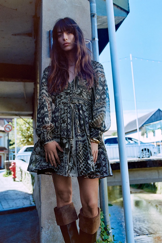 METALLIC THREAD PRINTED MINI DRESS