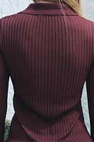 FINE RIBBED KNIT TOP