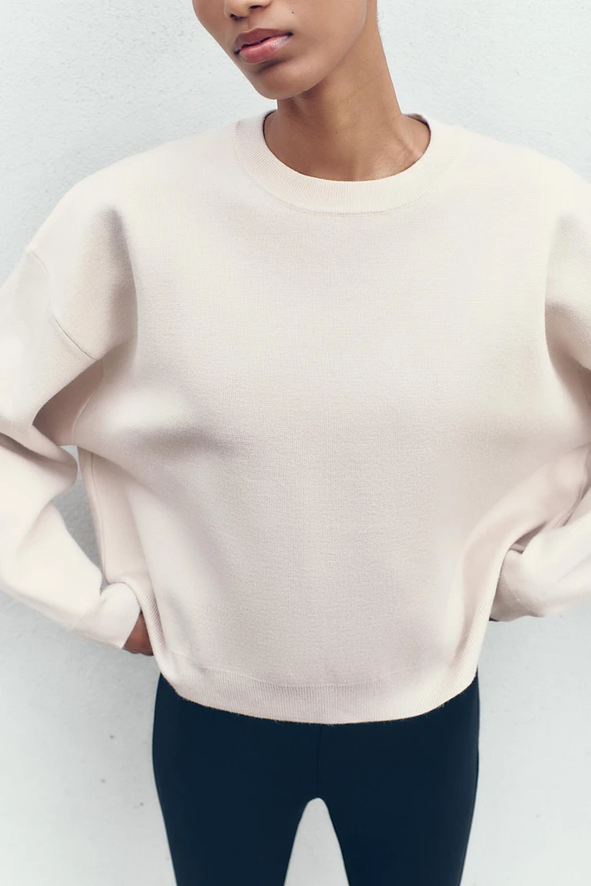 BASIC PLAIN KNIT SWEATSHIRT