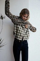 JACQUARD KNIT ANIMAL PATTERN SWEATER