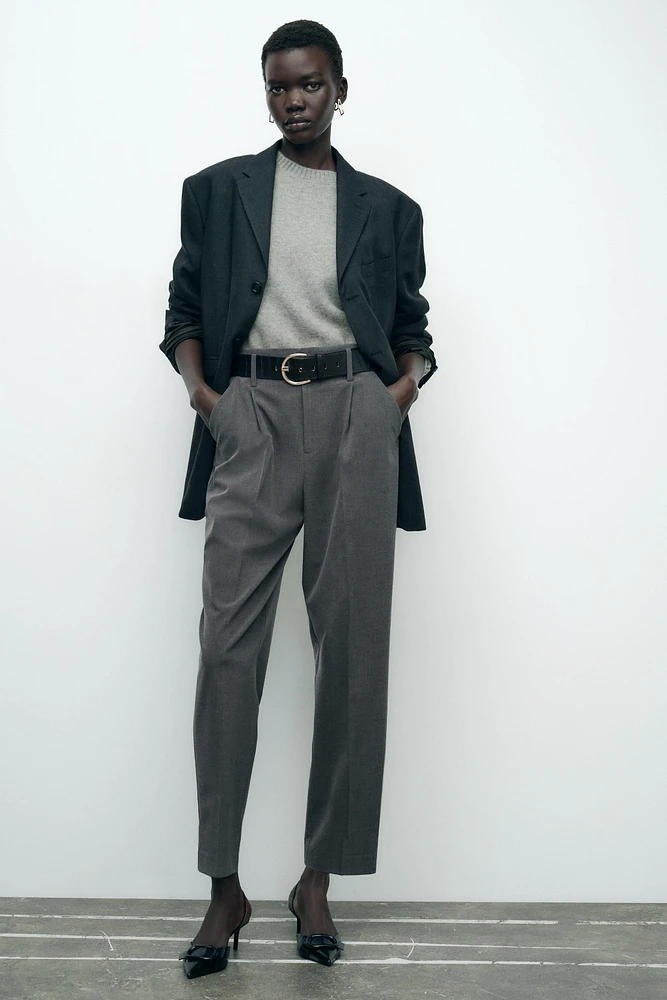 BELTED TAPERED PANTS