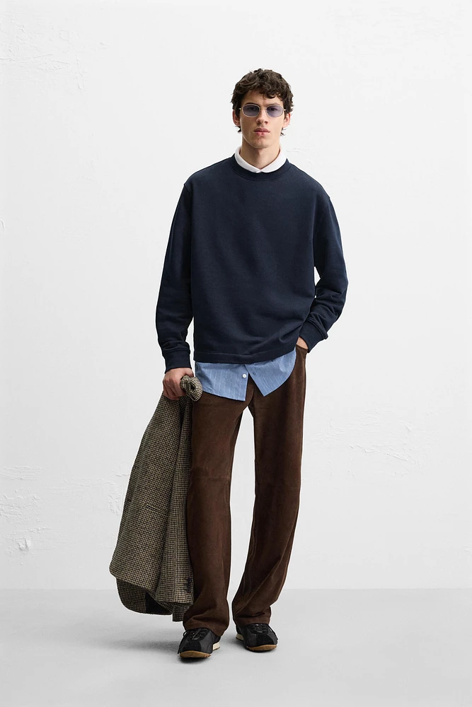 CONTRASTING HEM SWEATSHIRT