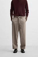 BELTED TEXTURED PANTS