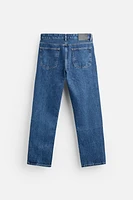 STRAIGHT LEG ANKLE FIT JEANS