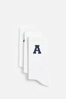 EMBROIDERED LETTER SOCKS