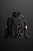 LIGHTWEIGHT TECHNICAL JACKET