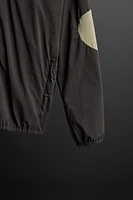 LIGHTWEIGHT TECHNICAL JACKET