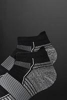 2-PACK OF SEAMLESS SOCKS