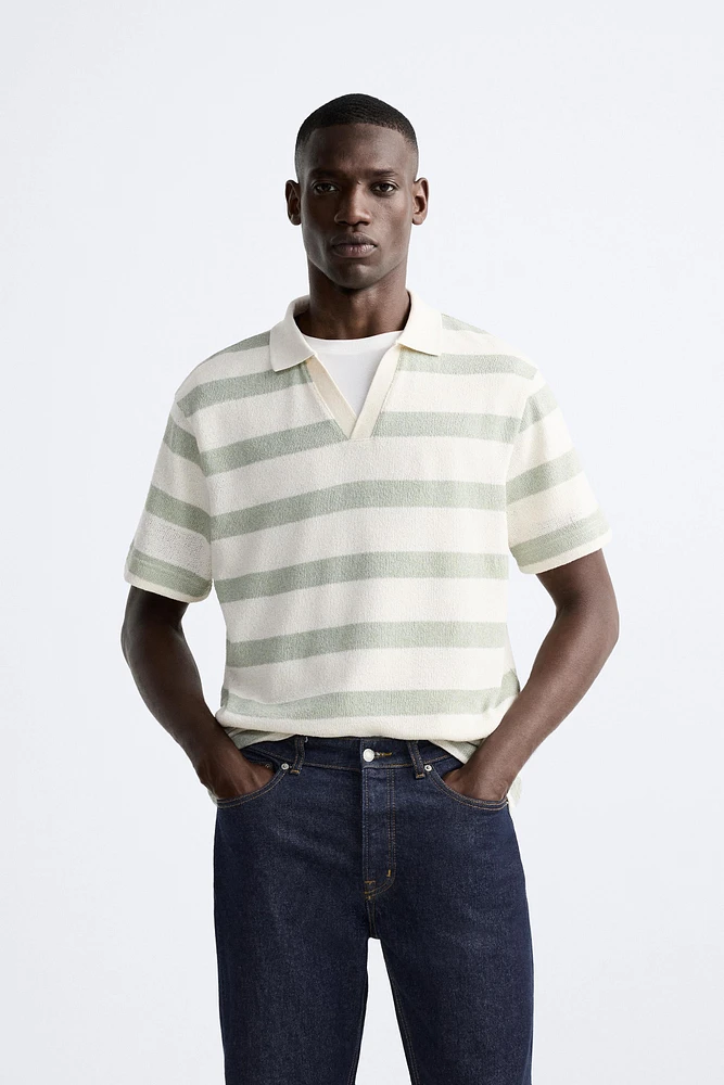 TEXTURED STRIPED POLO