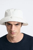 BUCKET HAT