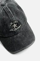 CONTRAST EMBROIDERED CAP