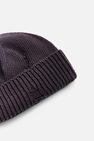 RIPPED EFFECT KNIT HAT