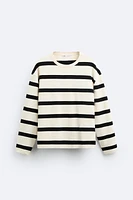 STRIPED SWEATSHIRT