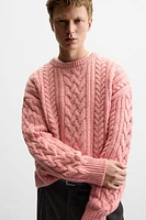 WOOL CABLE KNIT SWEATER