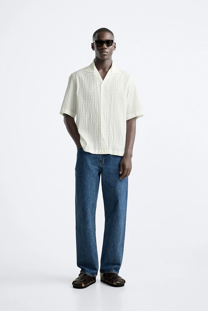 STRETCHY TEXTURED WEAVE SHIRT