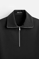 QUARTER ZIP SWEATSHIRT