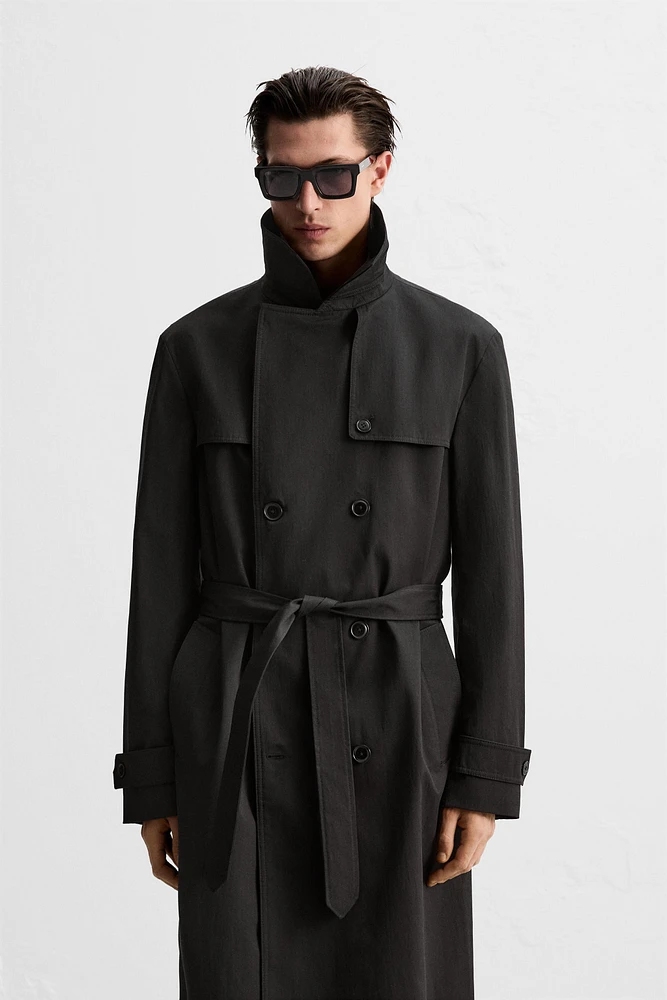 TECHNICAL TRENCH COAT