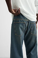 BAGGY BELTED JEANS