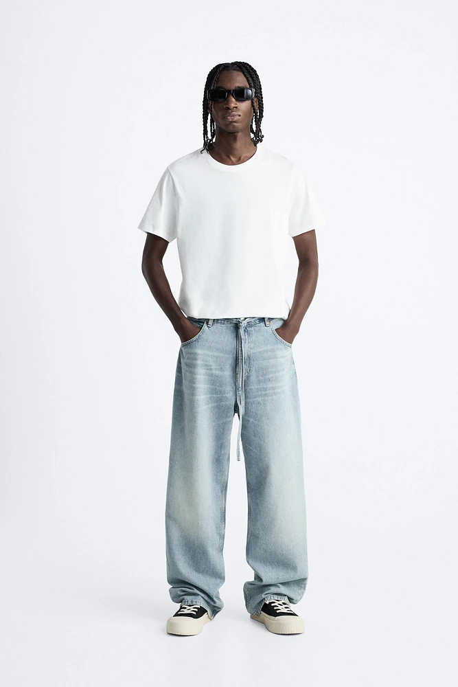 BAGGY BELTED JEANS