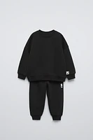 LABEL SWEATSHIRT AND JOGGERS MATCHING SET