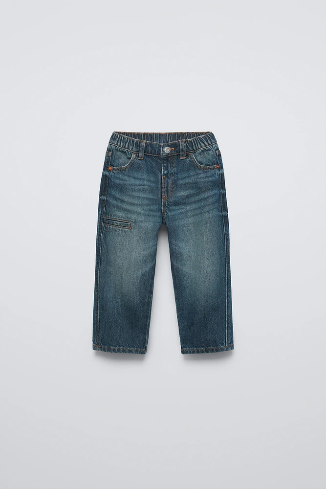 DISTRESSED EFFECT STRAIGHT JEANS