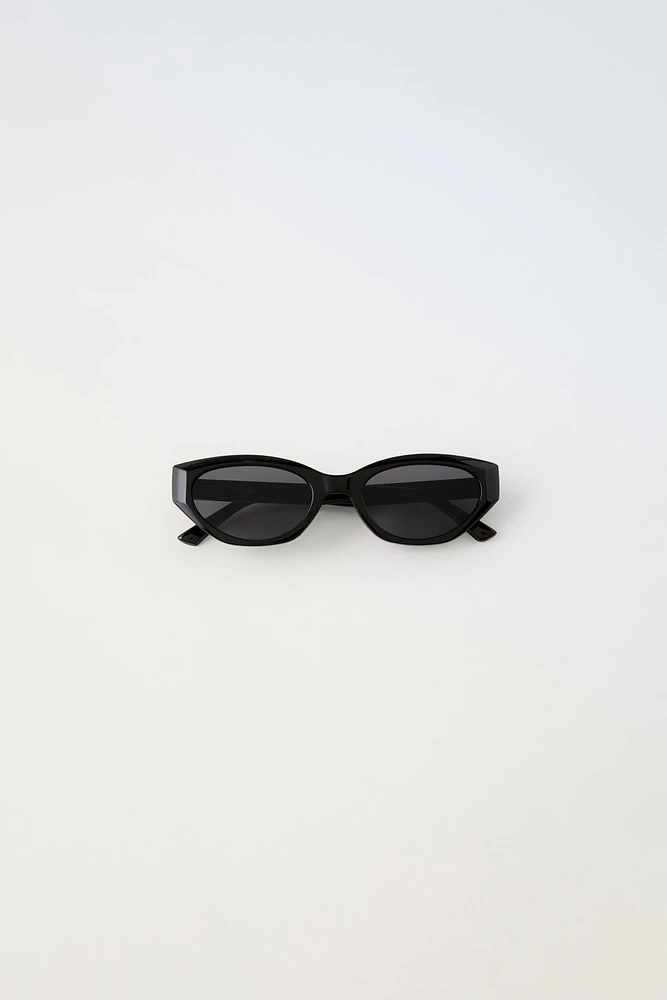 CAT EYE SUNGLASSES