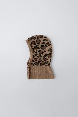 ANIMAL PRINT KNIT HOOD