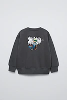 GRAFFITI EMBROIDERY SWEATSHIRT