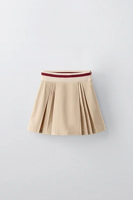 RIBBED BOX PLEAT SKIRT