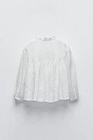 ROMANTIC LACE TRIM SHIRT