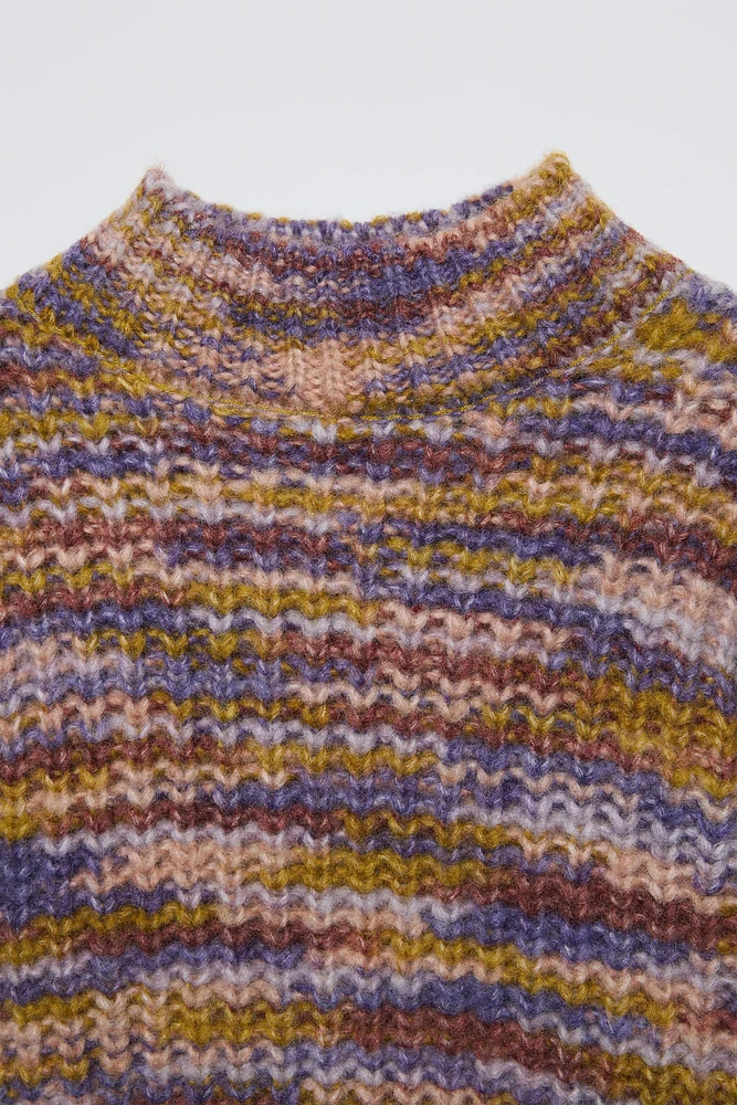 WOOL BLEND KNIT SWEATER