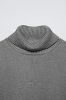 BASIC TURTLENECK SWEATER