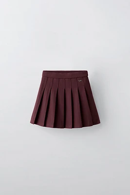 BOX PLEAT SKIRT