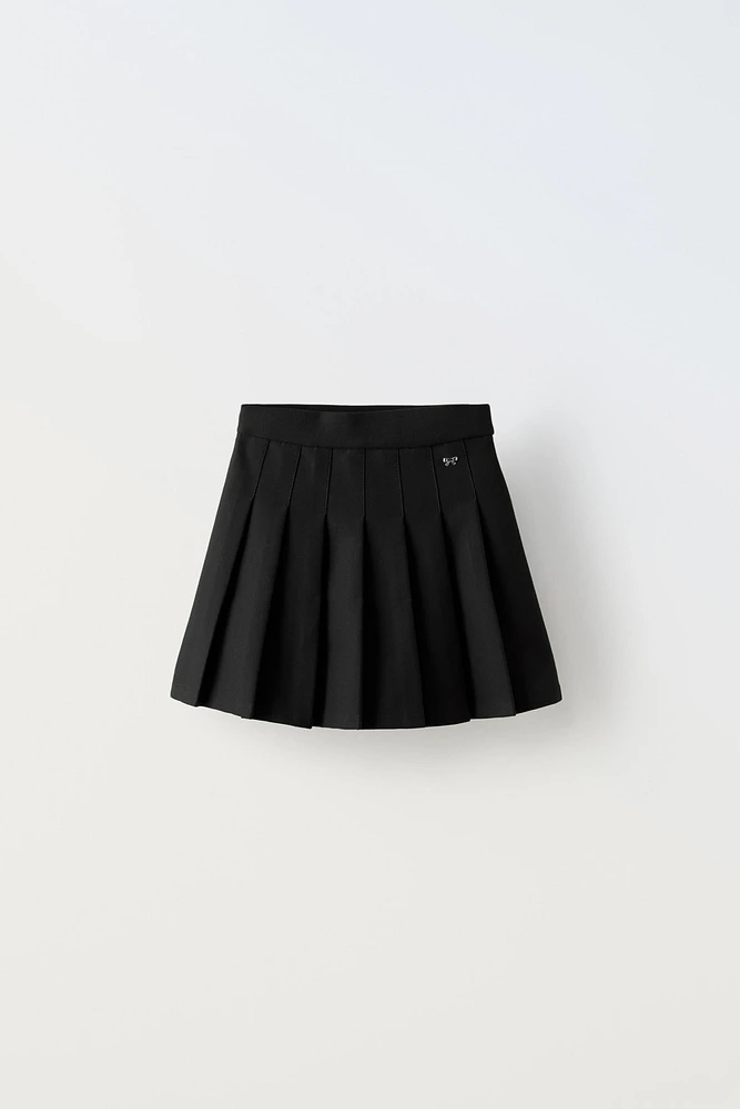 BOX PLEAT SKIRT