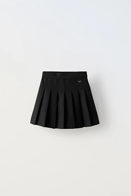 BOX PLEAT SKIRT