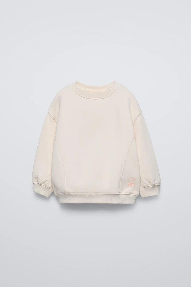 PLAIN EMBROIDERED SWEATSHIRT