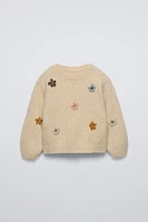 FLORAL EMBROIDERY KNIT SWEATER