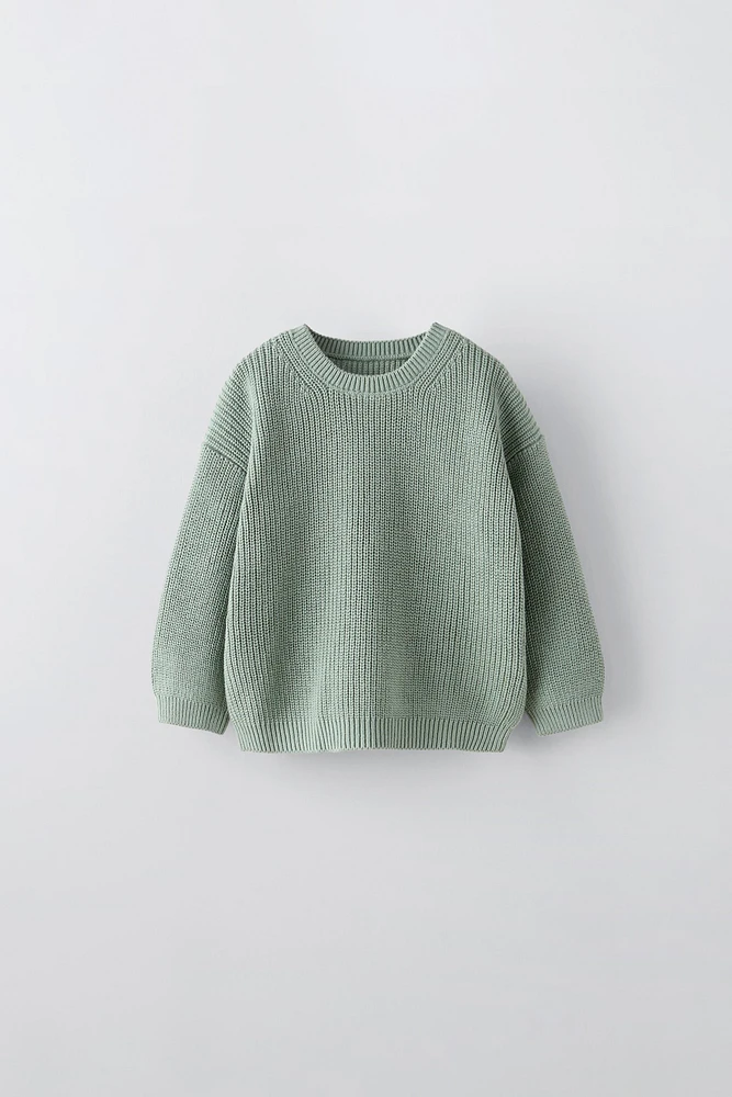 KNIT SWEATER