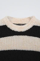 KNIT SWEATER