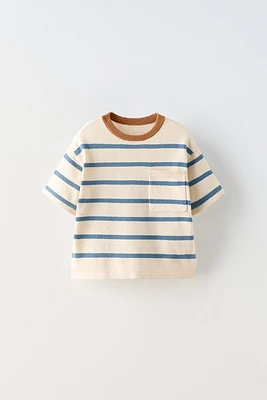 CONTRAST STRIPE T-SHIRT