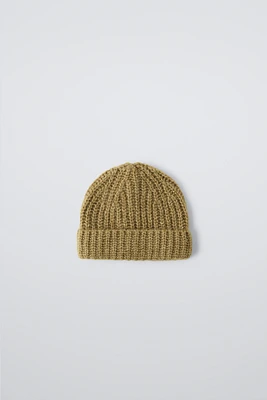 KNIT HAT