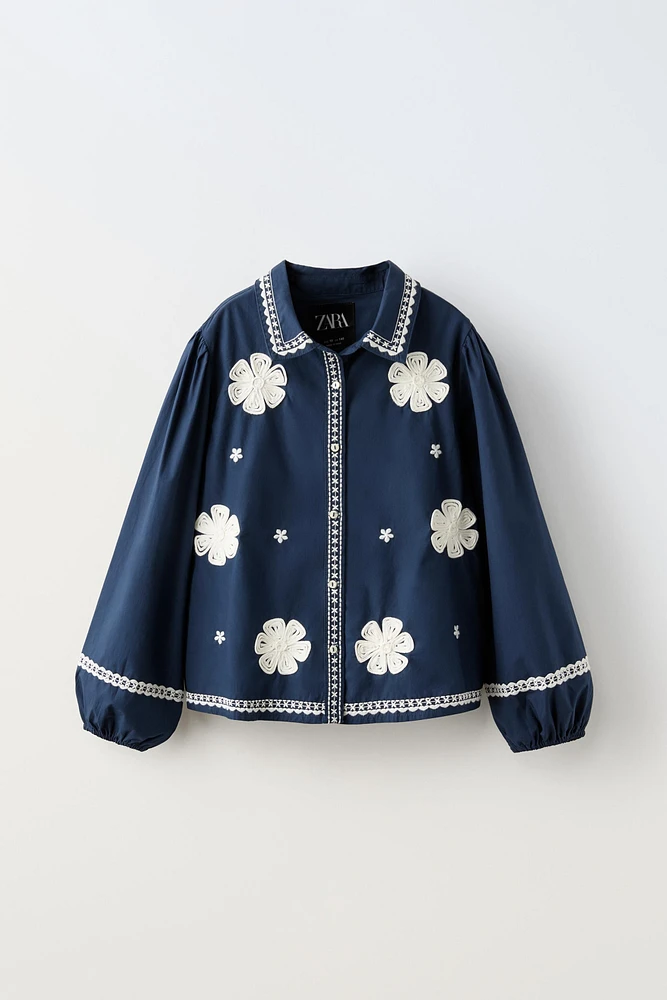 CONTRAST EMBROIDERED OVERSHIRT