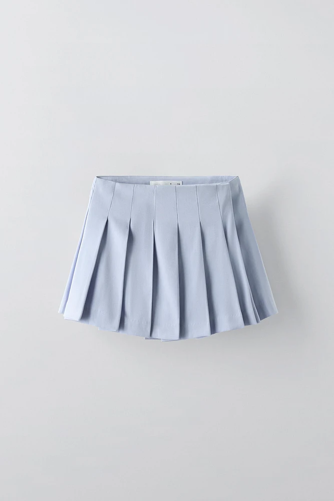 FLOWY PLEATED SKIRT